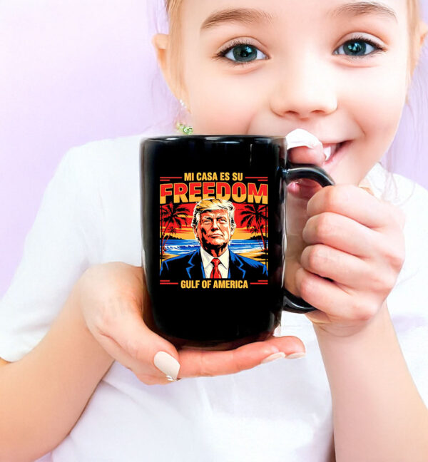 Mi casa es su freedom Gulf of America Trump sunset vintage Mug